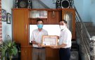  UBND XÃ XUÂN THIÊN KHEN THƯỞNG ĐỘT XUẤT CÁC HỘ GIA ĐÌNH CÓ HÀNH ĐỘNG TÍCH CỰC TRONG CÔNG TÁC PHÒNG, CHỐNG DỊCH BỆNH COVID - 19